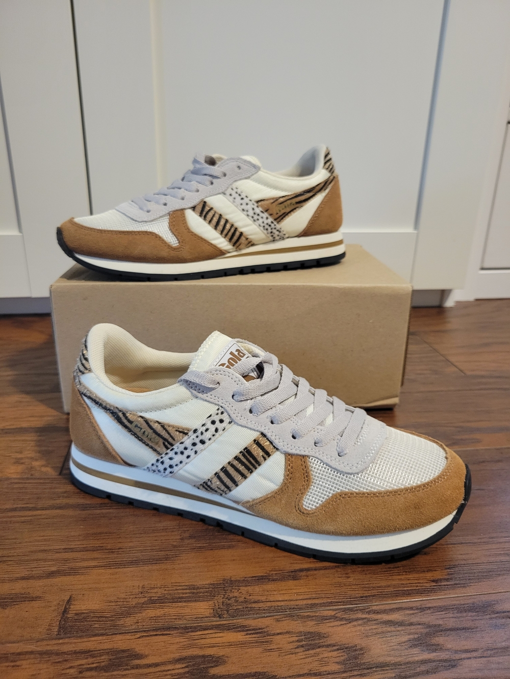 Gola Women’s Cream & Tan Sneakers with Animal-Print Accents - Picture 6 of 13